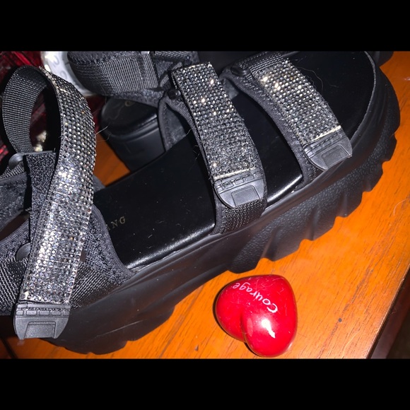 Platforms sandals - Picture 1 of 6